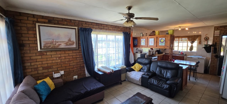 5 Bedroom Property for Sale in Vaal Park North West